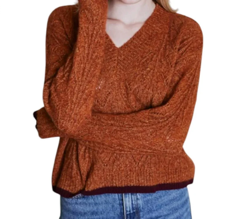 Boxy Shell Stitch Tipped V-Neck Sweater In Rust