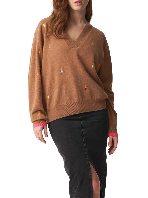 Lightning Bolt V-Neck Sweater Top In Chestnut