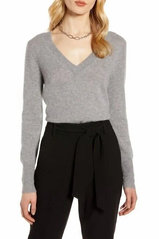 Heather Classic V-Neck Side Slit High Low Sweater In Gray