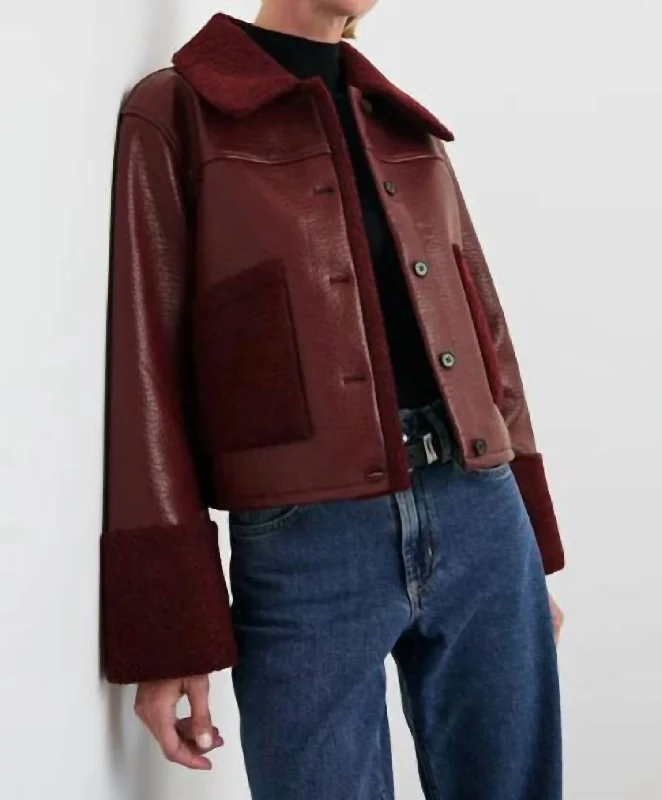 Dria Jacket In MaroonPea Coats