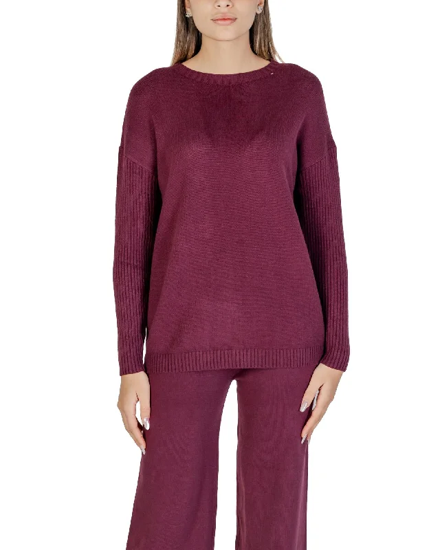 Cashmere Knit TopsClera© Cler Women's Burgundy Knit Sweater